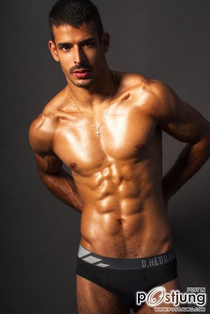 D.Hedral Underwear casting call &ndash; Thiago Bergamasco