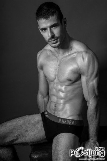 D.Hedral Underwear casting call &ndash; Thiago Bergamasco