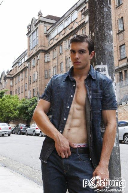 Lucian Moraes