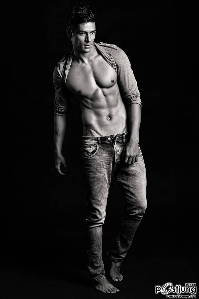 HISEO MURAOKA BY WONG SIM