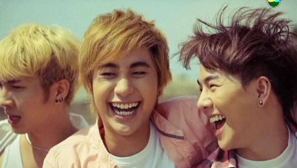 นึกว่าจะได้เห็นวันแพ็กPAN [ VAMP ] ไม่ค่อยปลื้ม สีผมเท่าไร