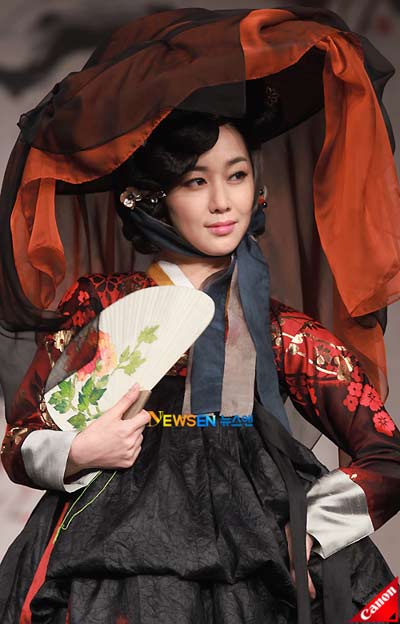 กิเซง หรือนางโลม