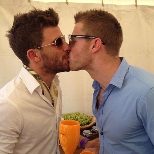 จูบฉันได้นะ !! (kiss me)