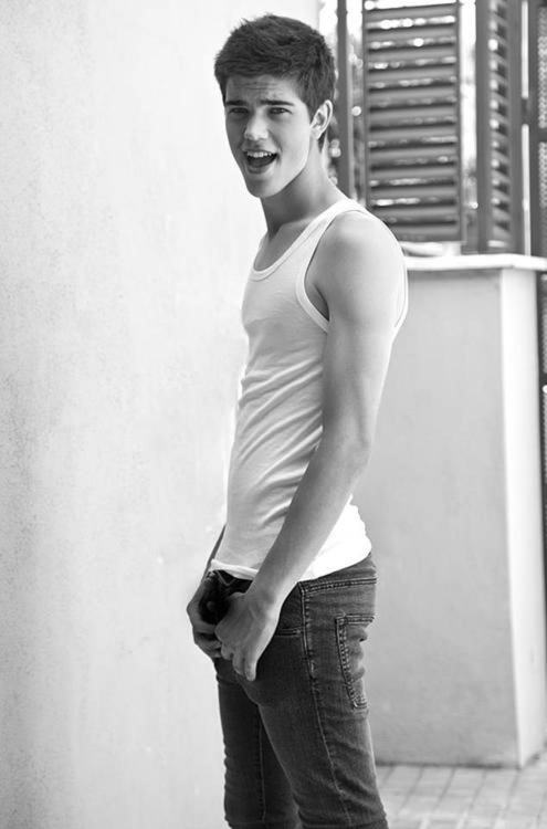 หนุ่มน้อยน่ารัก น่ากิน