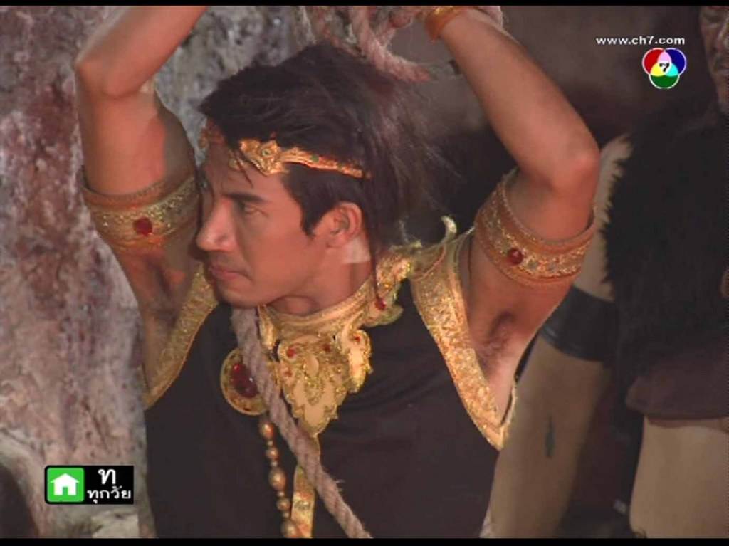 ขนรักแร้ขององค์ชายงามหลาย พระเจ้าค่ะ