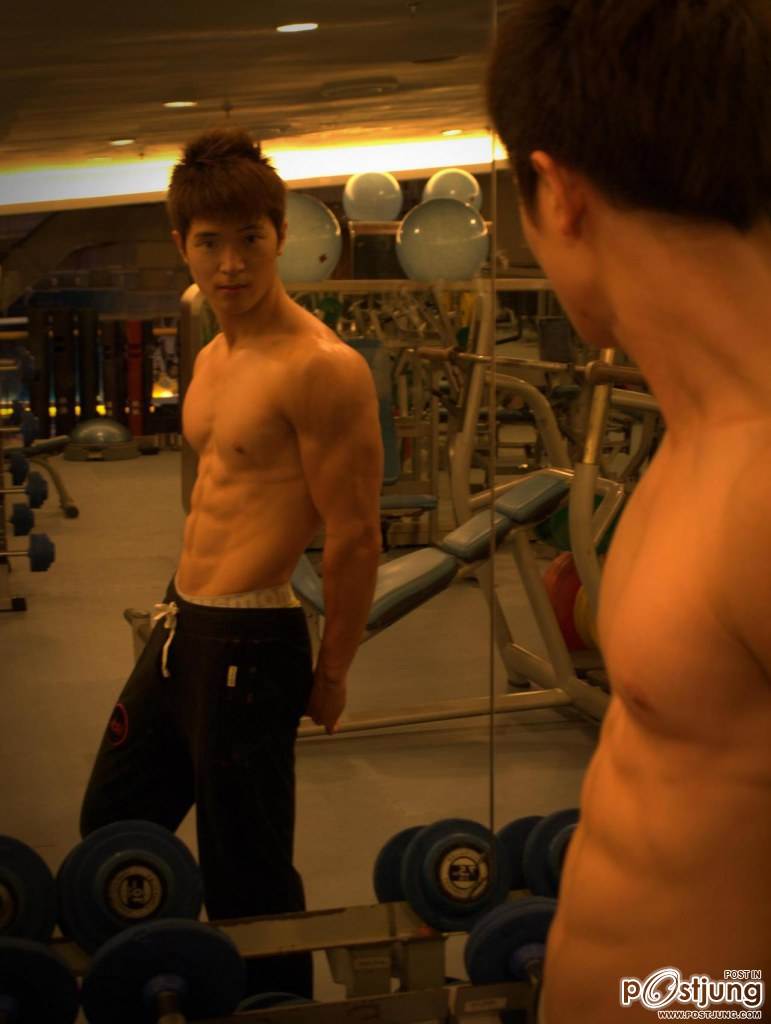 ถอดโชว์เรือนร่าง 222