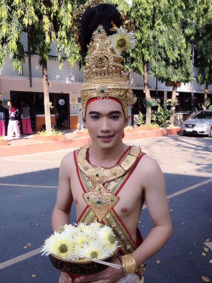 งานเดินแห่ขบวนพัศยสมณศักดิ์