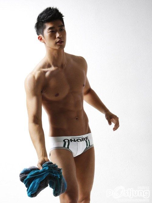 ถอดโชว์เรือนร่าง 225