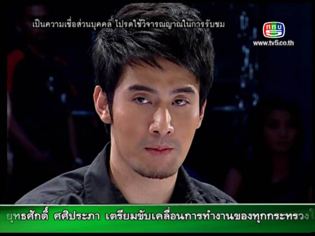 ชูมคนหล่อ ธีร์ .. เบิ่งคลายเหงา เบิ่งแล้วให้เจ้าฝันดีสะเด้อหล้า