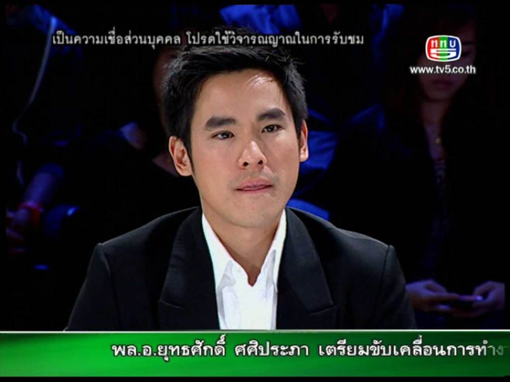 ชูมคนหล่อ ธีร์ .. เบิ่งคลายเหงา เบิ่งแล้วให้เจ้าฝันดีสะเด้อหล้า