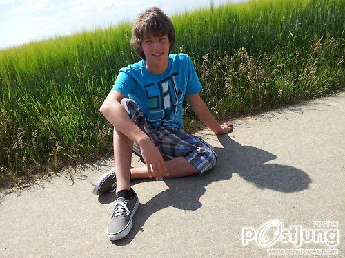 หนุ่มหล่อกับธรรมชาติ