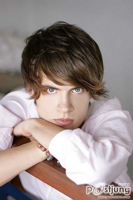 หนุ่มหล่อตาสวย 2