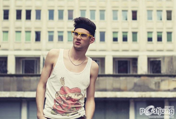 Adrian Urbanczyk by Piotr Serafin
