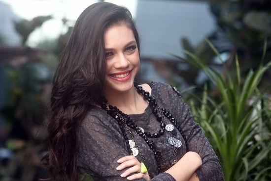 สาวสวย SHAE จากอินโดเนเซีย ในเพลง "Sayang" ฟังกันหรือยัง