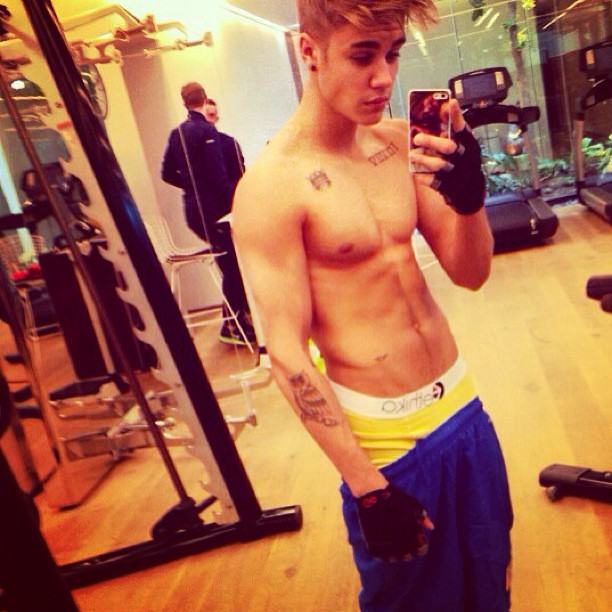 มาส่อง IG ของดารานักร้องระดับโลกกันบ้าง Justin Bieber : Instagram Update !