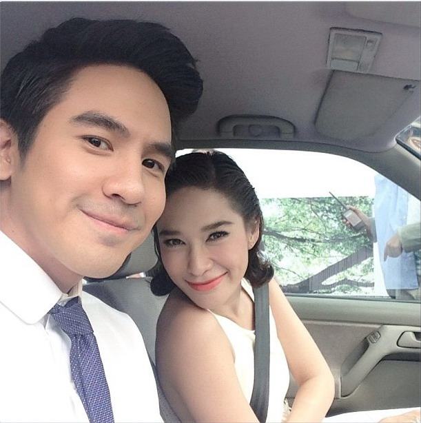 'เปิดกลอง 'สามีตีตรา' จุ๋ย -พลอย กระชากวัย สวมชุด นักศึกษา