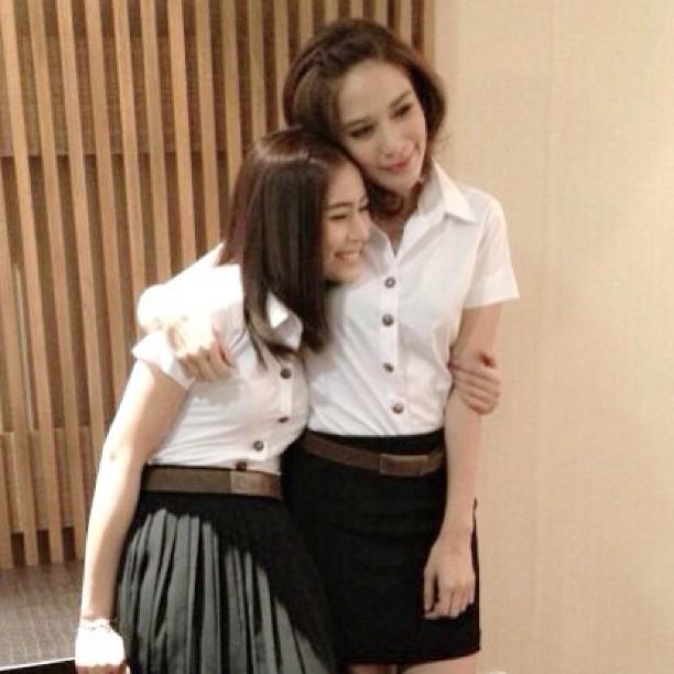'เปิดกลอง 'สามีตีตรา' จุ๋ย -พลอย กระชากวัย สวมชุด นักศึกษา