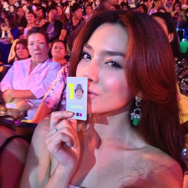 ปราง กัญญ์ณรัณ เด็กช่อง 3 สวย คม ไฮโซมาก ><