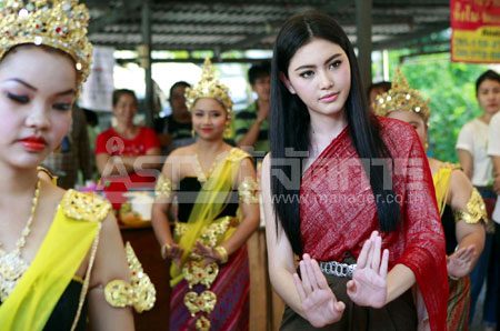 ใหม่ ดาวิกา รำแก้บนหนังพี่มากฯ พุ่ง 500 ล้าน
