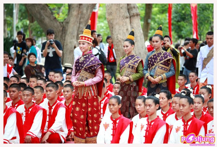งานไหว้ครูคณะวิจิตรศิลป์ มช ปี2553