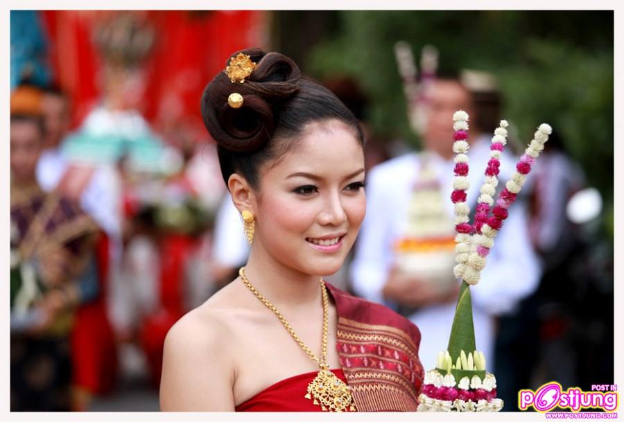 งานไหว้ครูคณะวิจิตรศิลป์ มช ปี2553