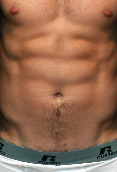 หนุ่มน้อยชิ้น (sexy boy)