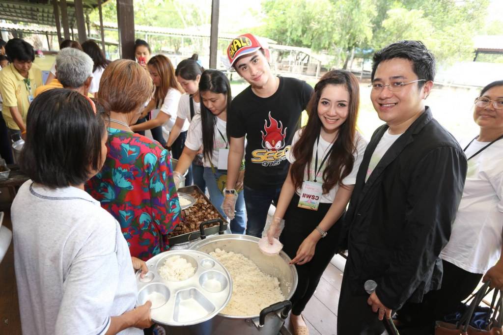 &ldquo;หมอช้าง&rdquo; ชวน 4 ดีเจซี้ด นำทีม 24 สาวซิตร้าร่วมทริปเสริมดวงลบจุดด่างดำ