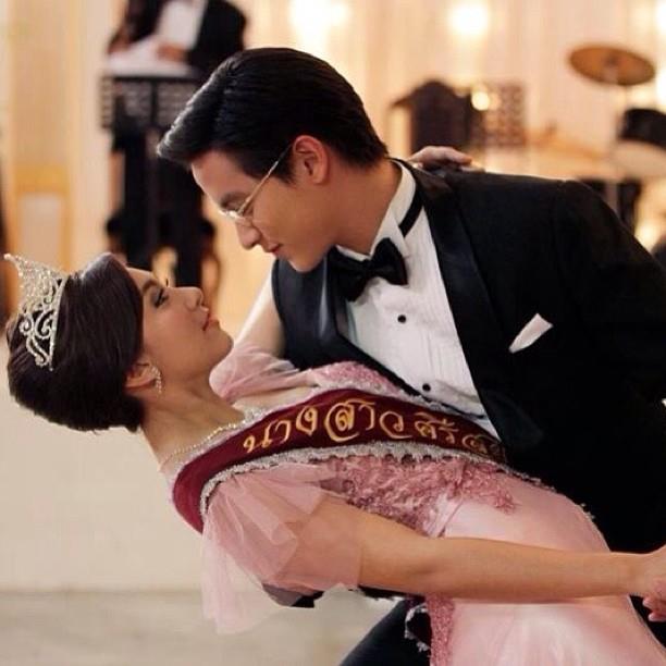 เจมส์ จิรายุ