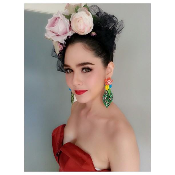 ชมพู่