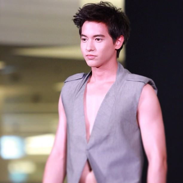 เจมส์ จิรายุ ตั้งศรีสุข