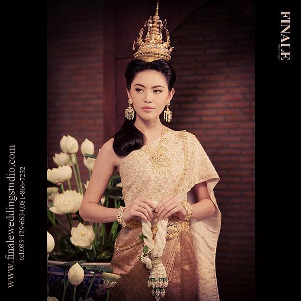 ใหม่ ดาวิกา จากแฟนเพจ