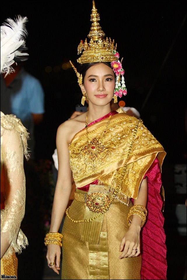 ดาราสาวหน้าไทย ดูกี่ทีก็ไม่เบื่อ