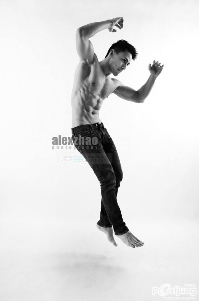 นายแบบฟิลิปปินส์Rene Mayo เต้น Cover เพลง Gentleman ของ PSY