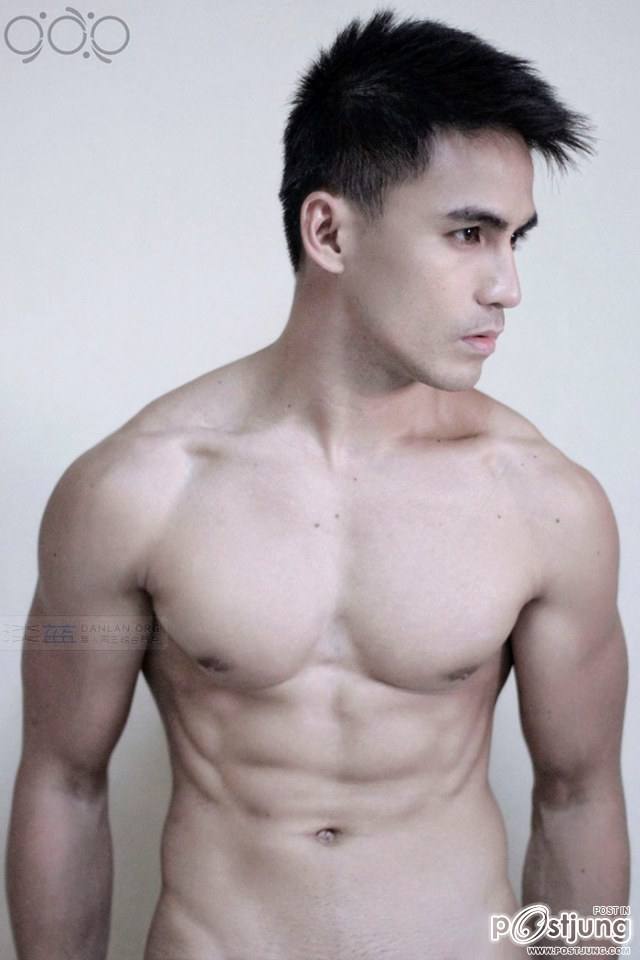 นายแบบฟิลิปปินส์Rene Mayo เต้น Cover เพลง Gentleman ของ PSY