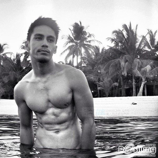 นายแบบฟิลิปปินส์Rene Mayo เต้น Cover เพลง Gentleman ของ PSY