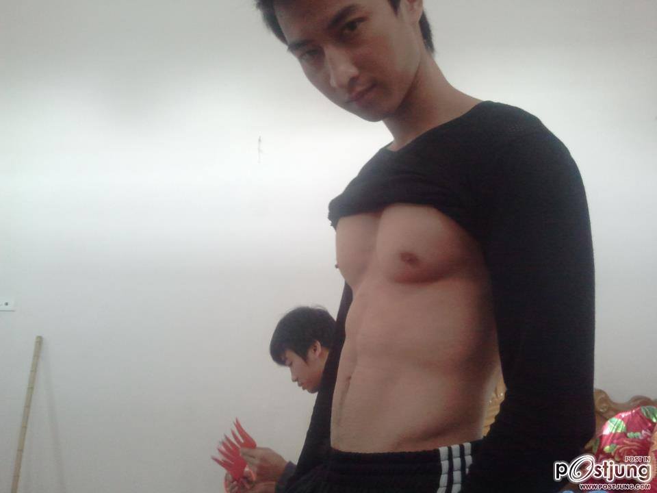 หนุ่มเวียดนาม ๒