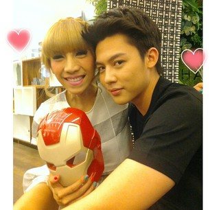 คนดังนั่งเคลียร์ แจ๊คเกอรีน แฉ !!!!??