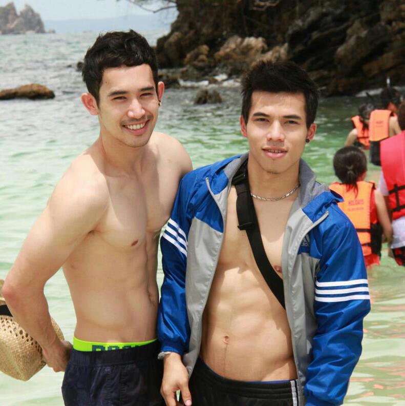 พ่อหนุ่ม หุ่นฟิน 55 !!