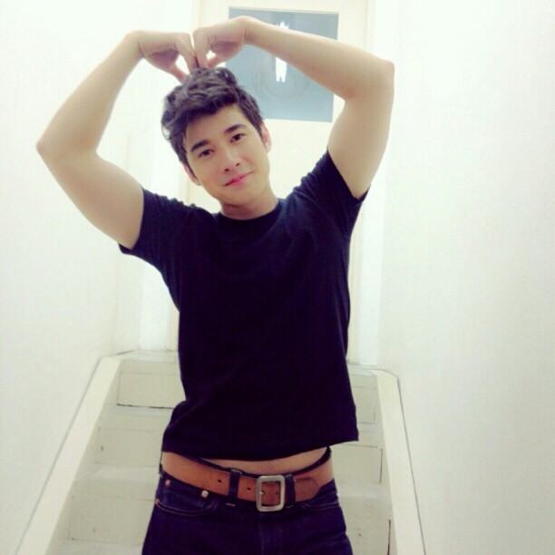พี่มาก .......... Instagram