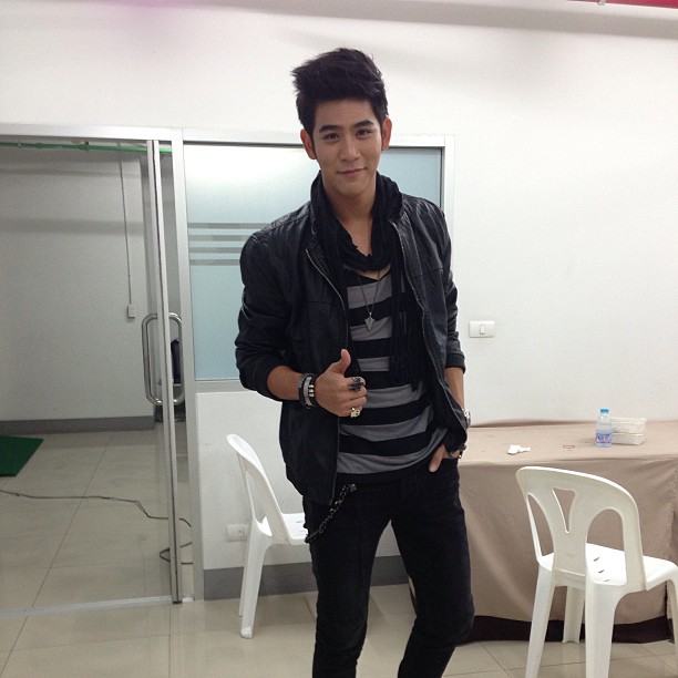 พอร์ช ศรัณย์ ศิริลักษณ์