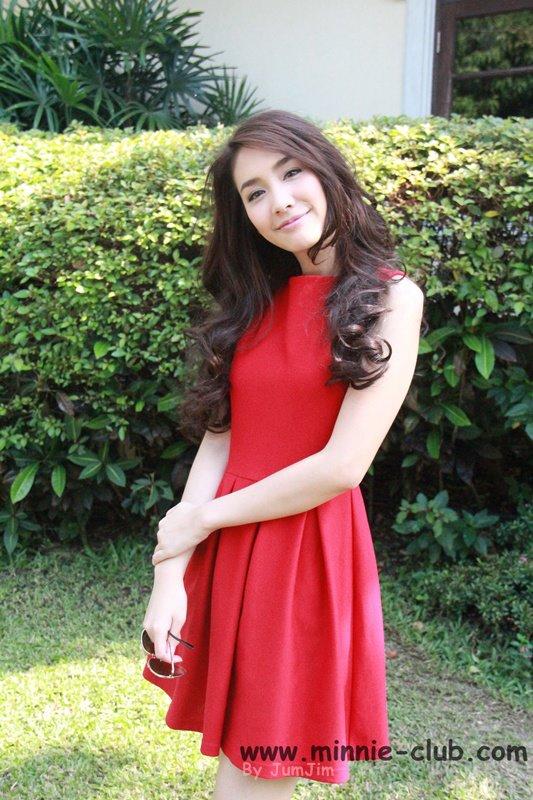 ดาราไทยใส่ชุดสีแดง แรงๆ เริ่ดๆ