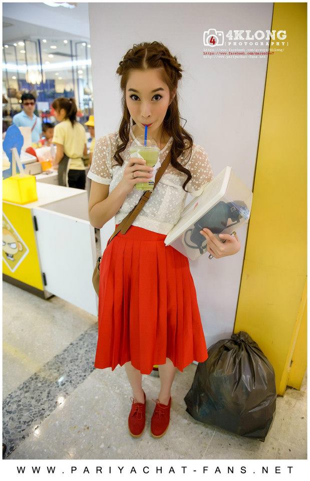 ฉัตร ปริยฉัตร สวย ขาว ขาเล็ก หุ่นดี ตาโต จมูกโด่ง  สูง
