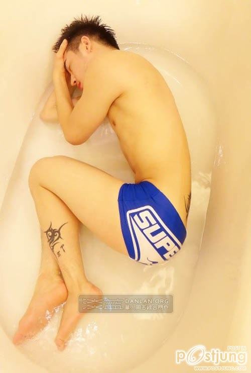 Harry Lawesdy 方琪佑