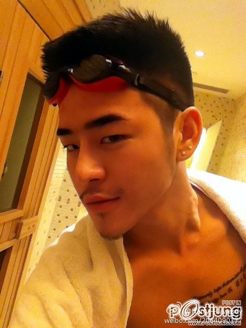 Harry Lawesdy 方琪佑