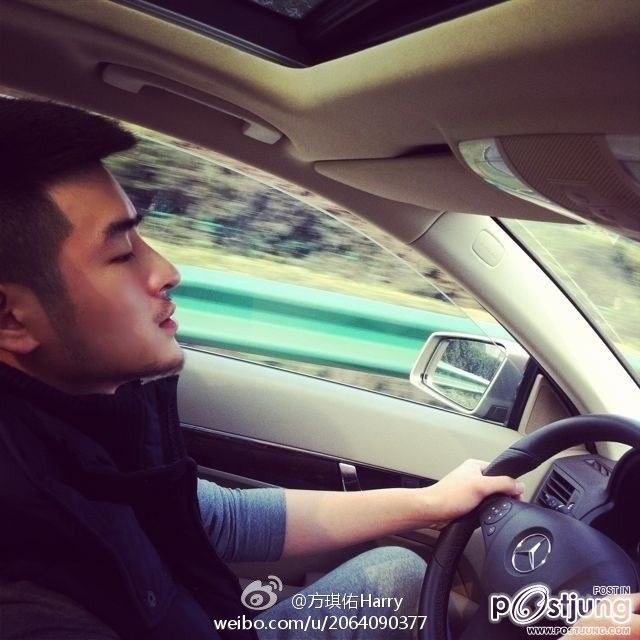 Harry Lawesdy 方琪佑