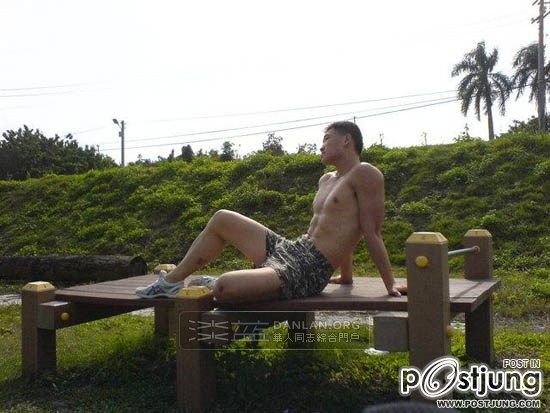 ถอดโชว์เรือนร่าง 242