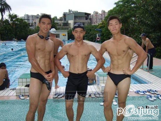 ถอดโชว์เรือนร่าง 242
