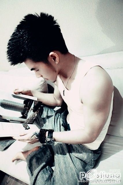 ตี๋เซี่ยงไฮ้ 李书玄