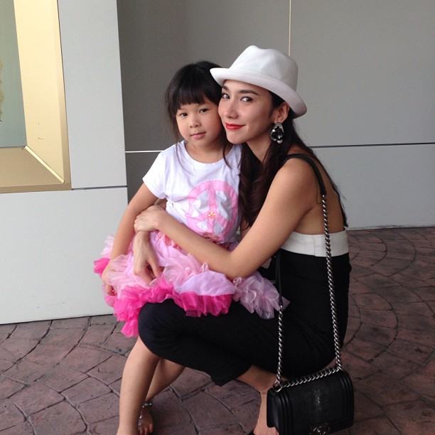 Aum..InstagramUpdate!