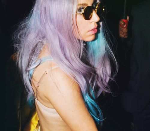 HAIR COLOUR 2 TONE
